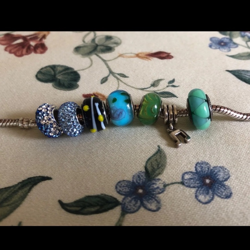 PANDORA charm bracelet sterling silver w charms